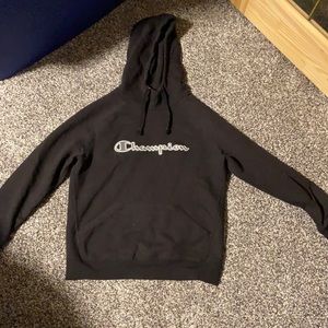 xs black champion hoodie